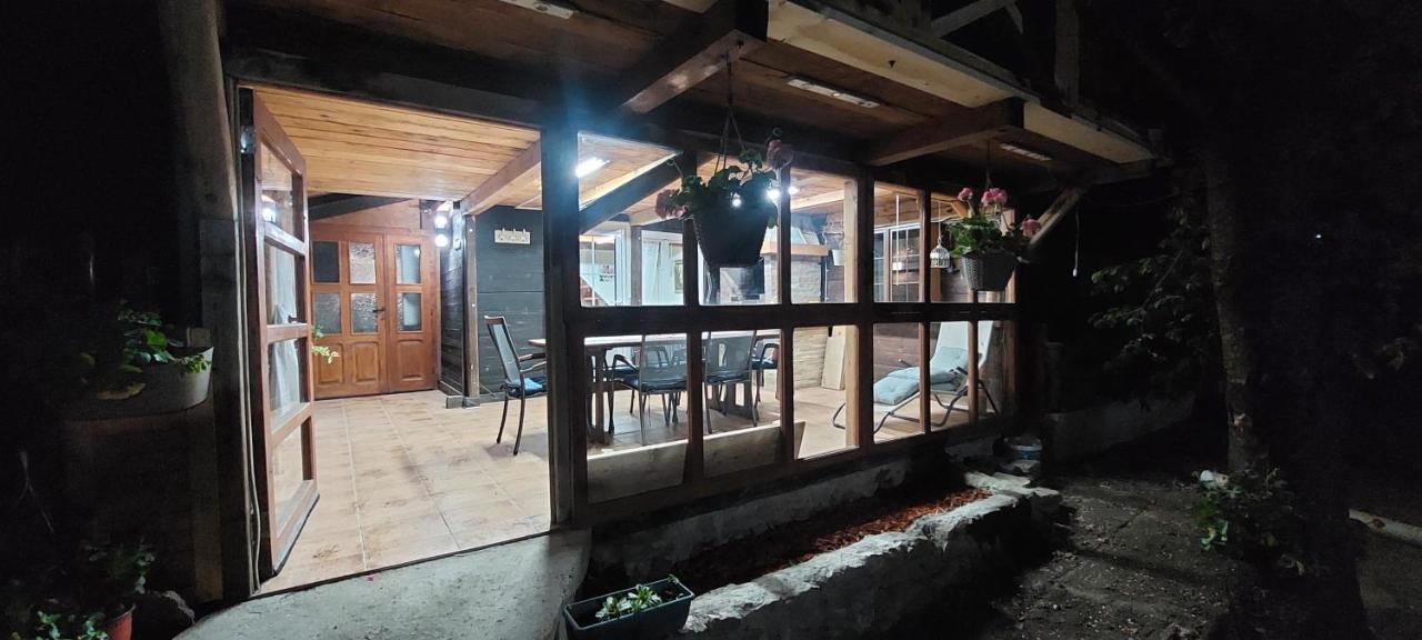 Ribarev San Villa Ovcar Banja Bagian luar foto